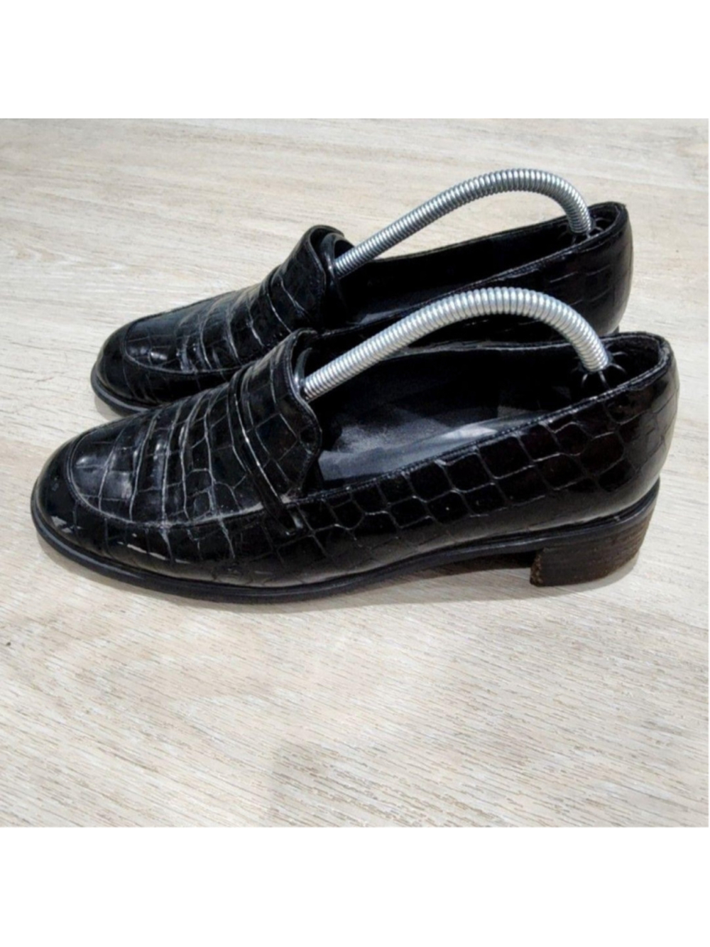 Stuart Weitzman Shoes Womens 7 Black Croc Embossed Loafer Flats Slip On Casual - Picture 3 of 10